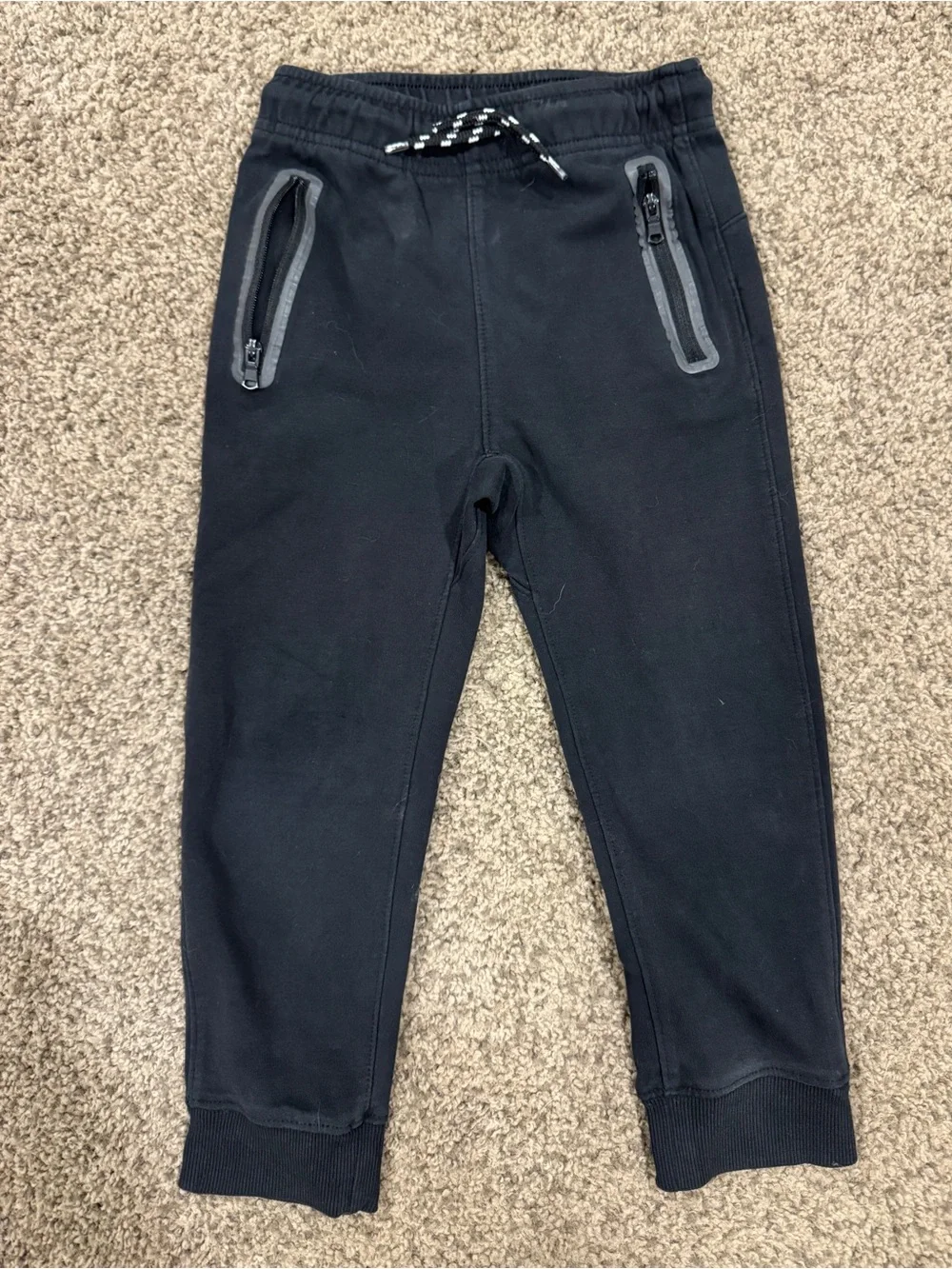 Kids 3T Old Navy—dynamic fleece—black joggers